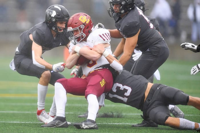 Tualatin.Central-Catholic.6A-football-final.Leon-Neuschwander.24